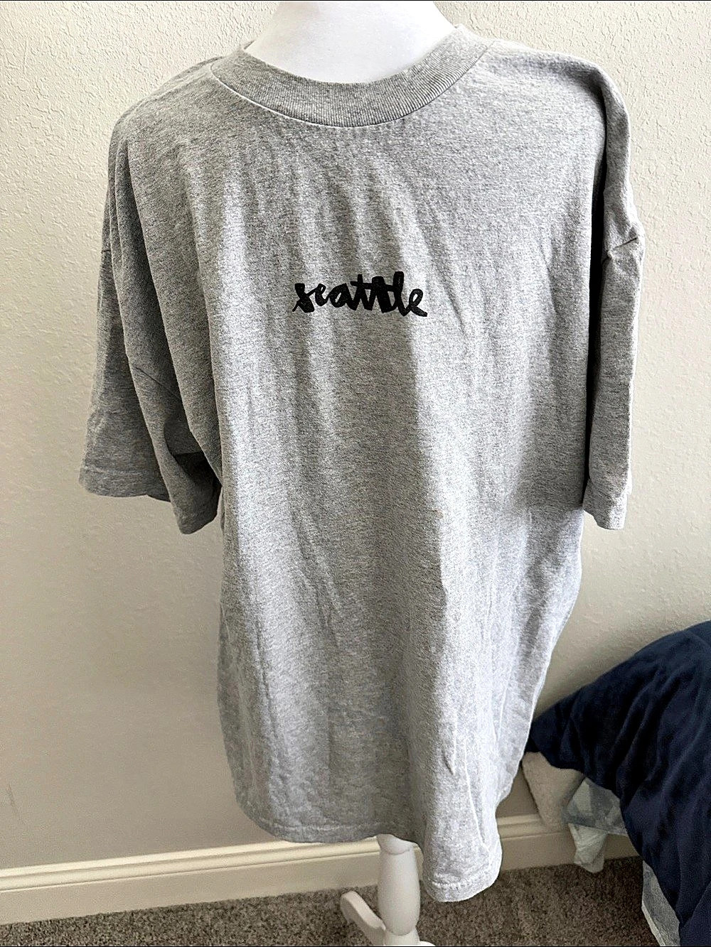 Chocolate Graphic Short Sleeve Tee in Gray XL